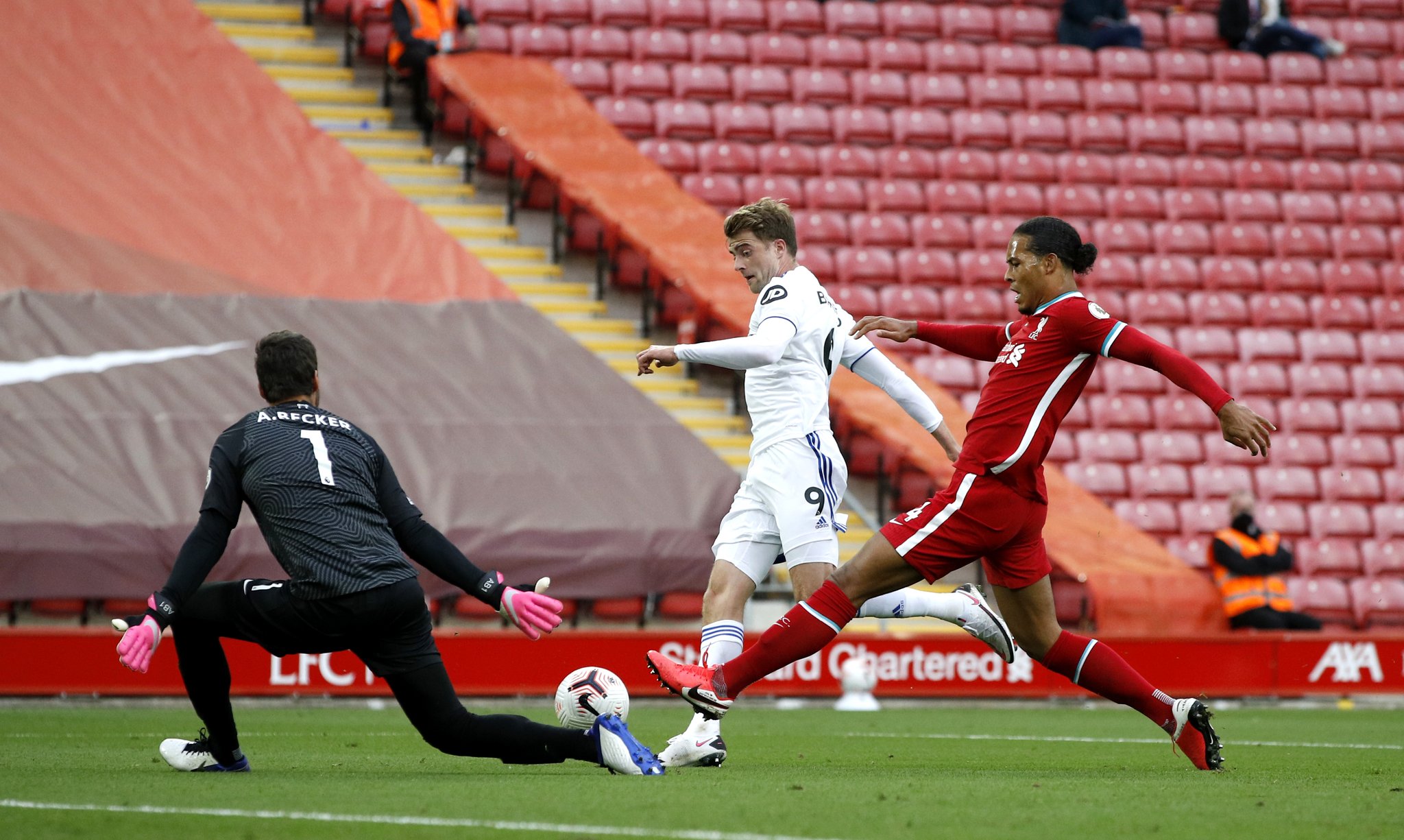 终夺冠的关 终夺冠的关